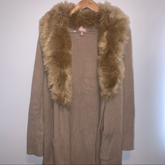 Show Me Your Mumu Lombardi Long Cardigan in Taupe With Faux Fur - Picture 4 of 7